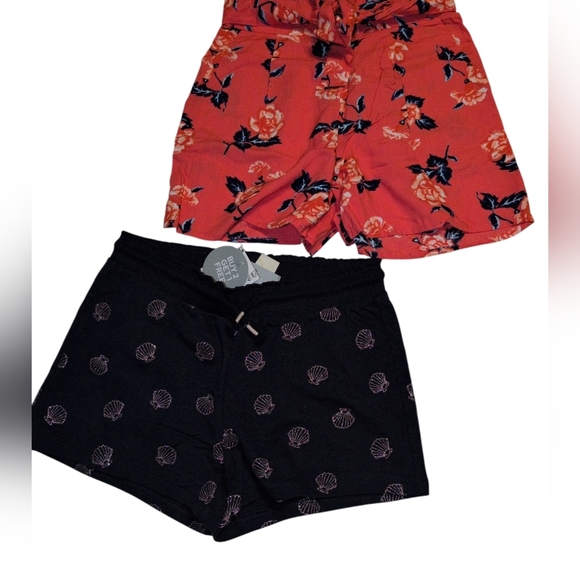 NWT 2 Sets Printed Shorts - Picture 1 of 4